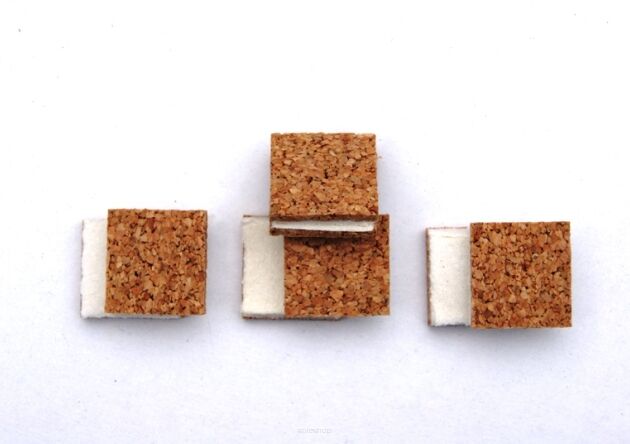 Kork afstandsstykke 30x30x3mm + 2mm PVC-skum