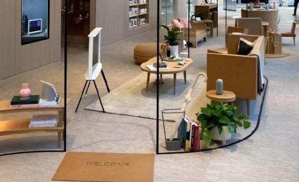 Googles første fysiske butik dekoreret med naturkork