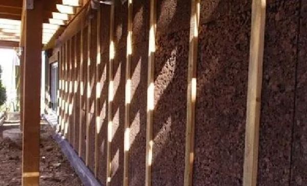 Lambourde isoleringsplade