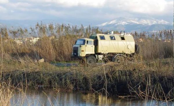 Isolering af lastbilen med en kork