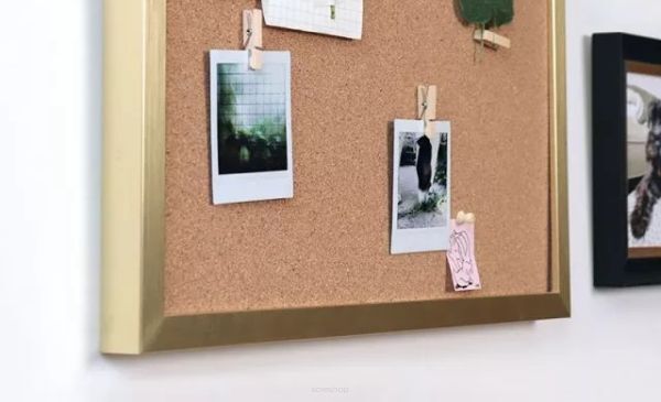 Sådan laver du et hjemmegalleri med korkplader